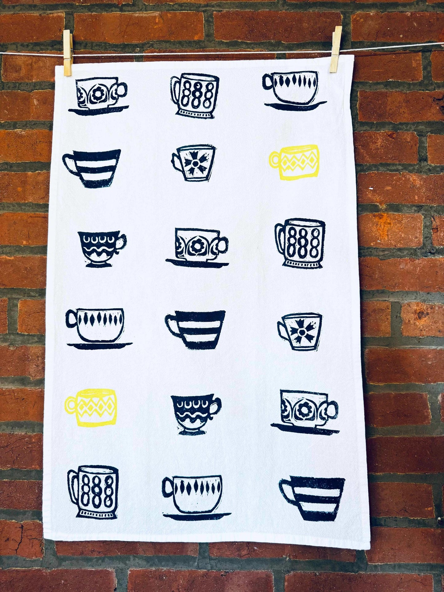 Hand Printed Tea Cup Towel – Red Accent Retro Design